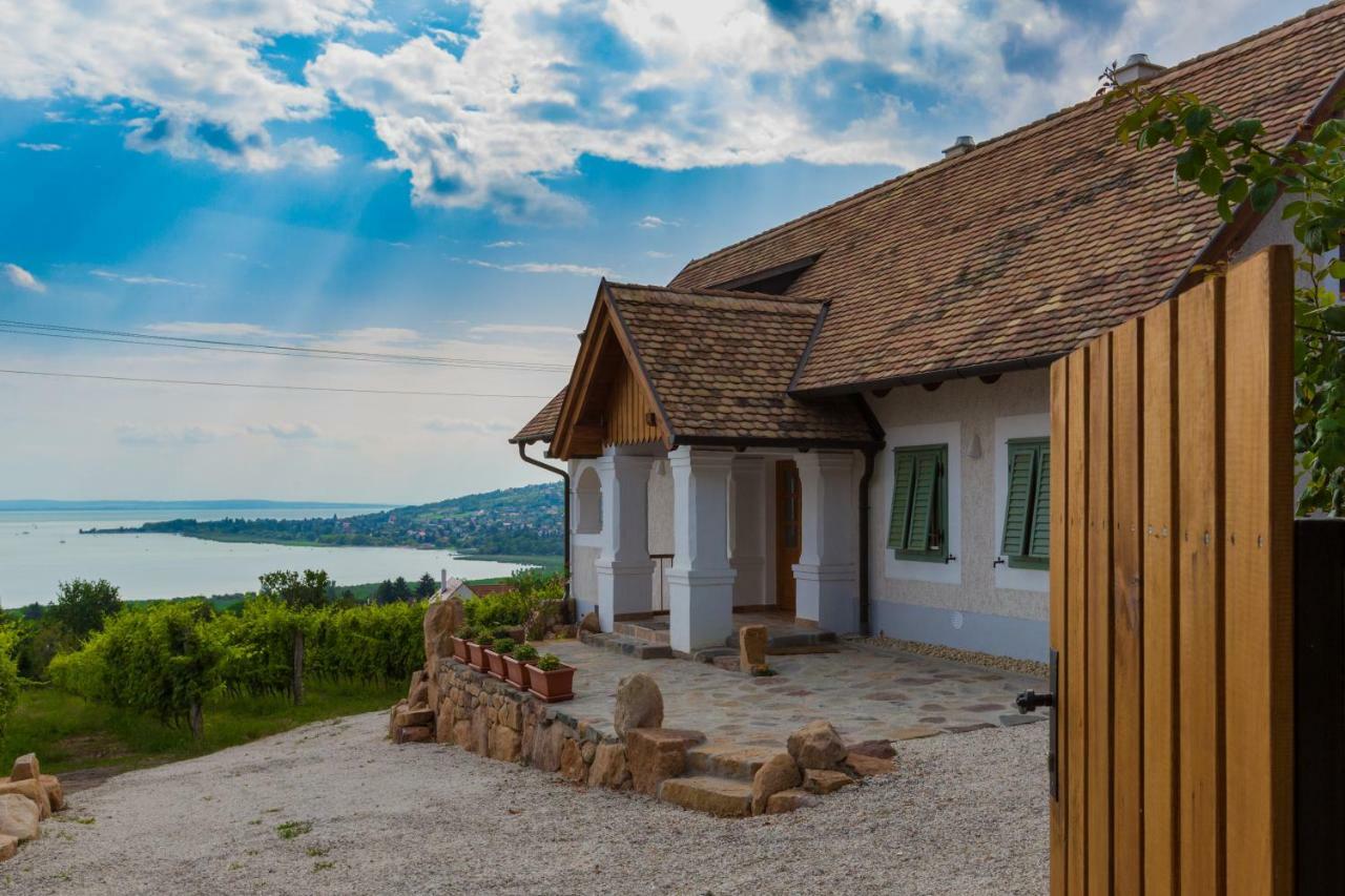 Apartamento Csendes Dűlő Szőlőbirtok Vendégház Badacsonytomaj Exterior foto